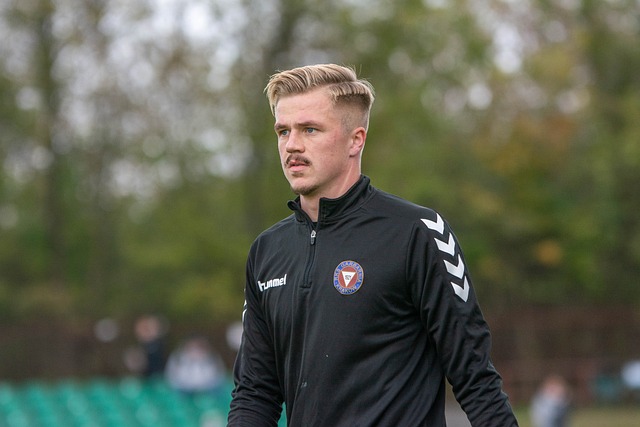 探讨潘俨硕 探讨潘俨硕